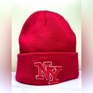 NWOT Embroidered NY Beanie